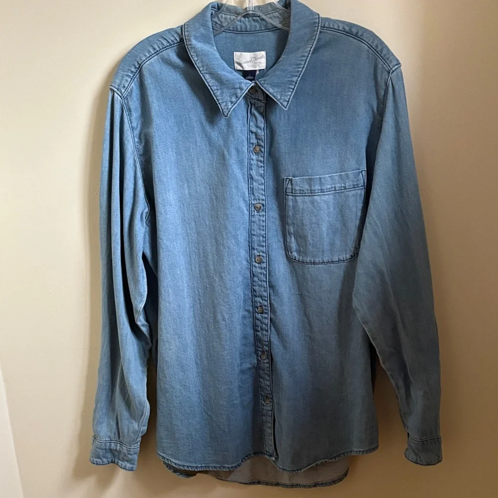 Universal Thread Light Blue Casual (tan) Button Down Shirt with pocket - Picture 1 of 8
